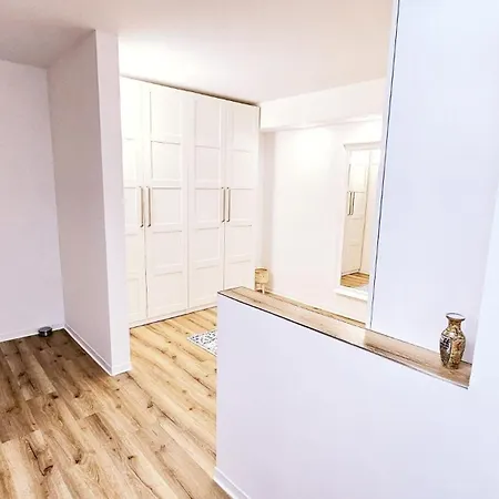 شقة Ioana Homes *